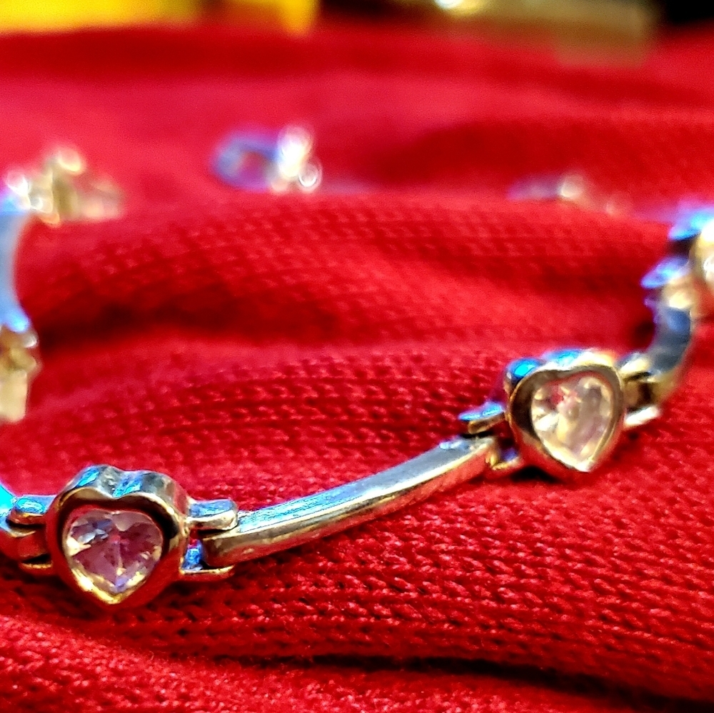 Sterling Silver CZ Hearts Bracelet 7"